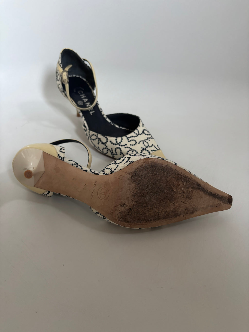 Rare Vintage Chanel Monogram CC Canvas Pointed Slingback Pumps | EU 38 / UK 5 / US 7.5