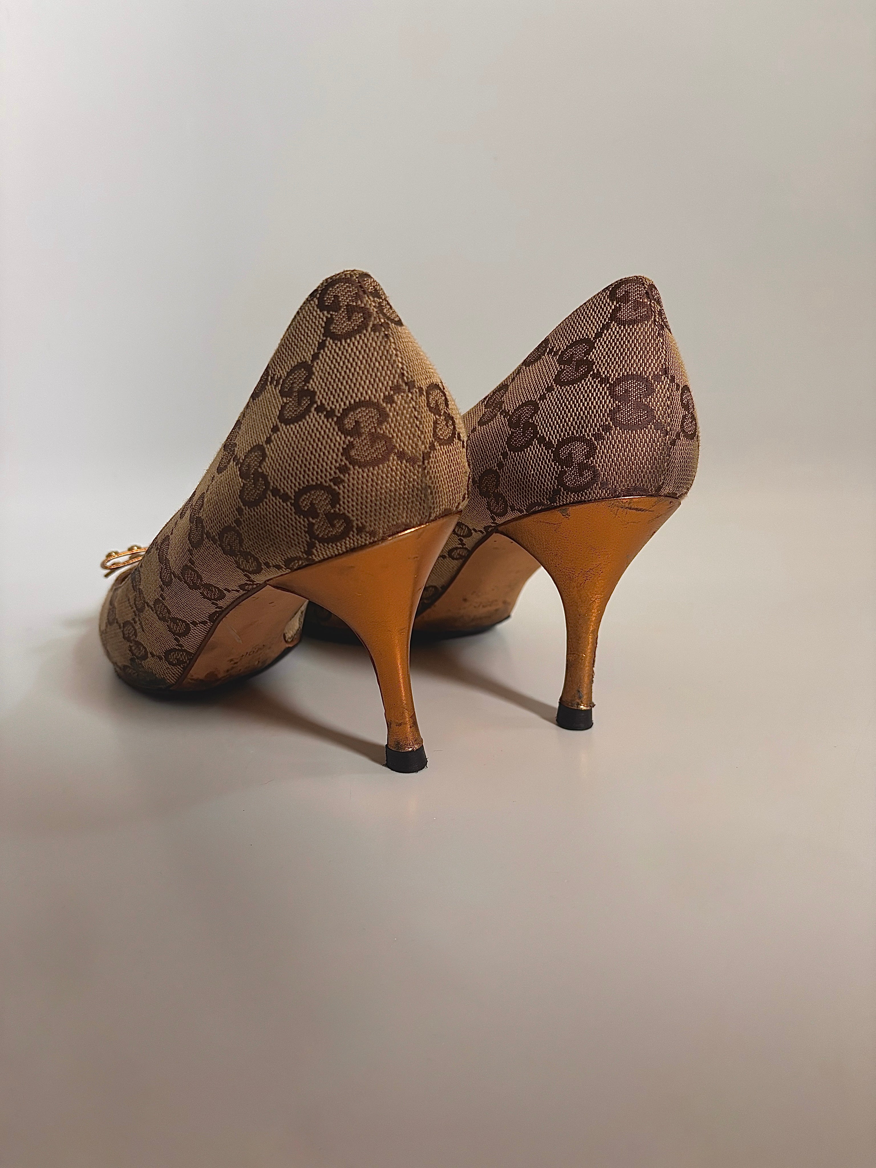 Vintage Gucci GG Monogram Canvas Pointed-Toe Pumps – Early 2000s | EU 39C / UK 6 / US 8.5