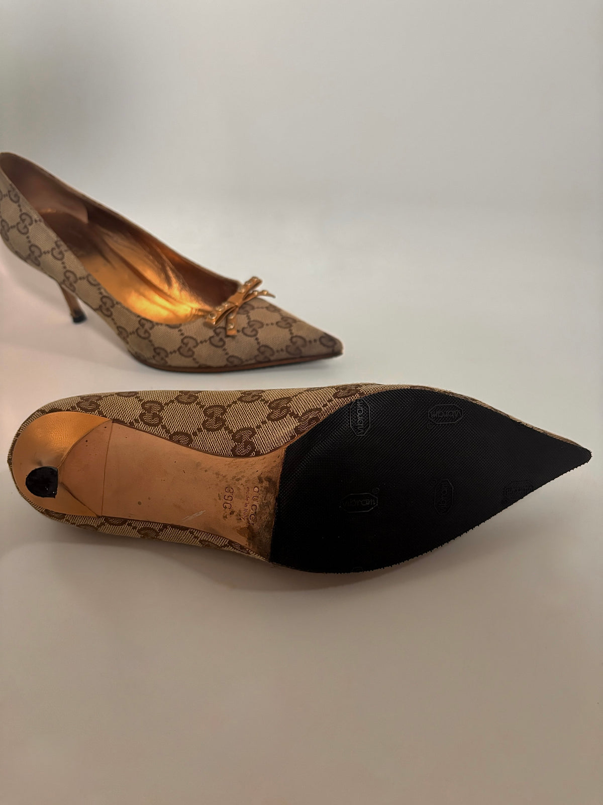 Vintage Gucci GG Monogram Canvas Pointed-Toe Pumps – Early 2000s | EU 39C / UK 6 / US 8.5