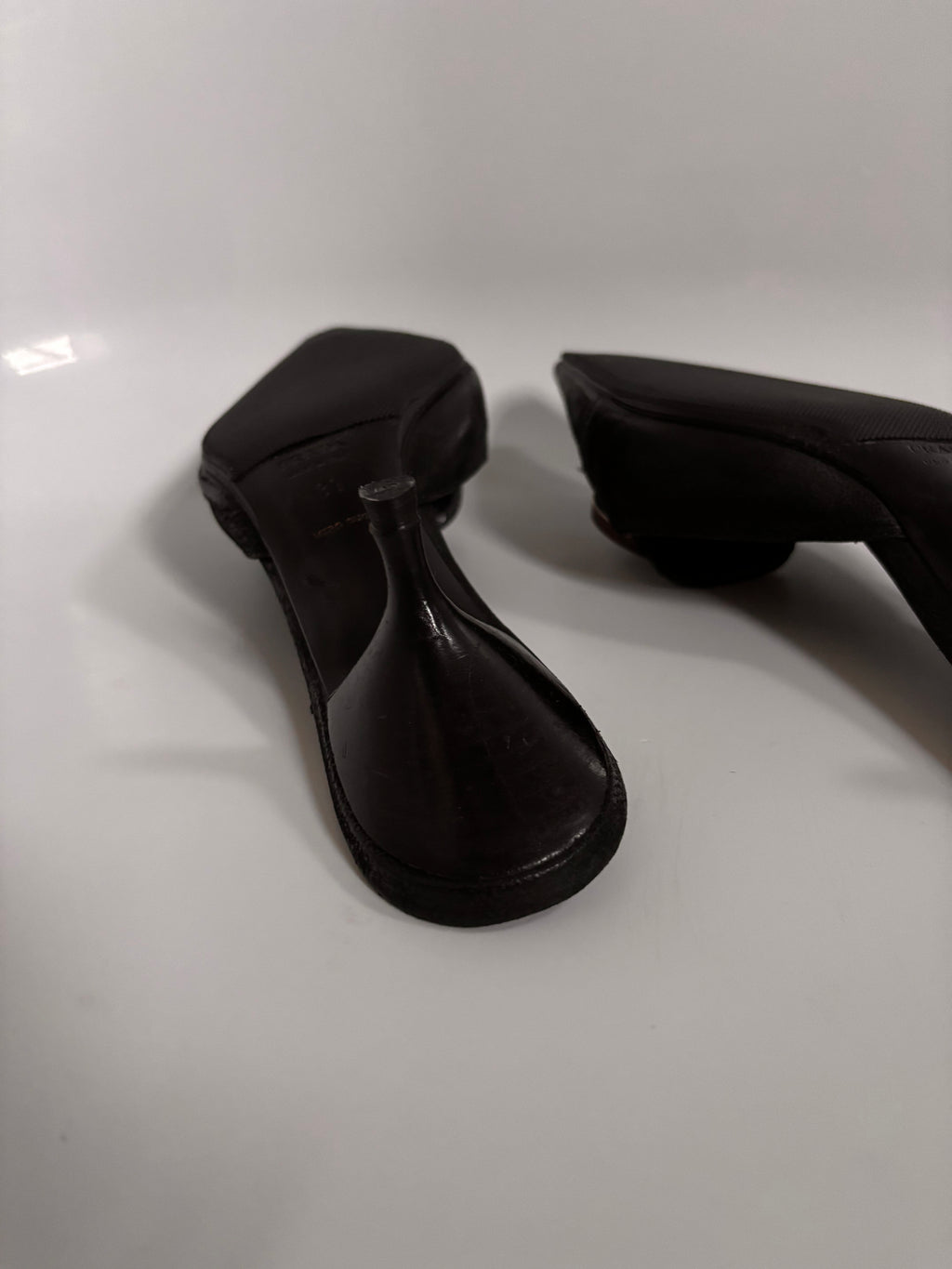 Vintage Prada Pointed-Toe Buckle Mules – Early 2000s | EU 39 / UK 6.5 / US 8.5
